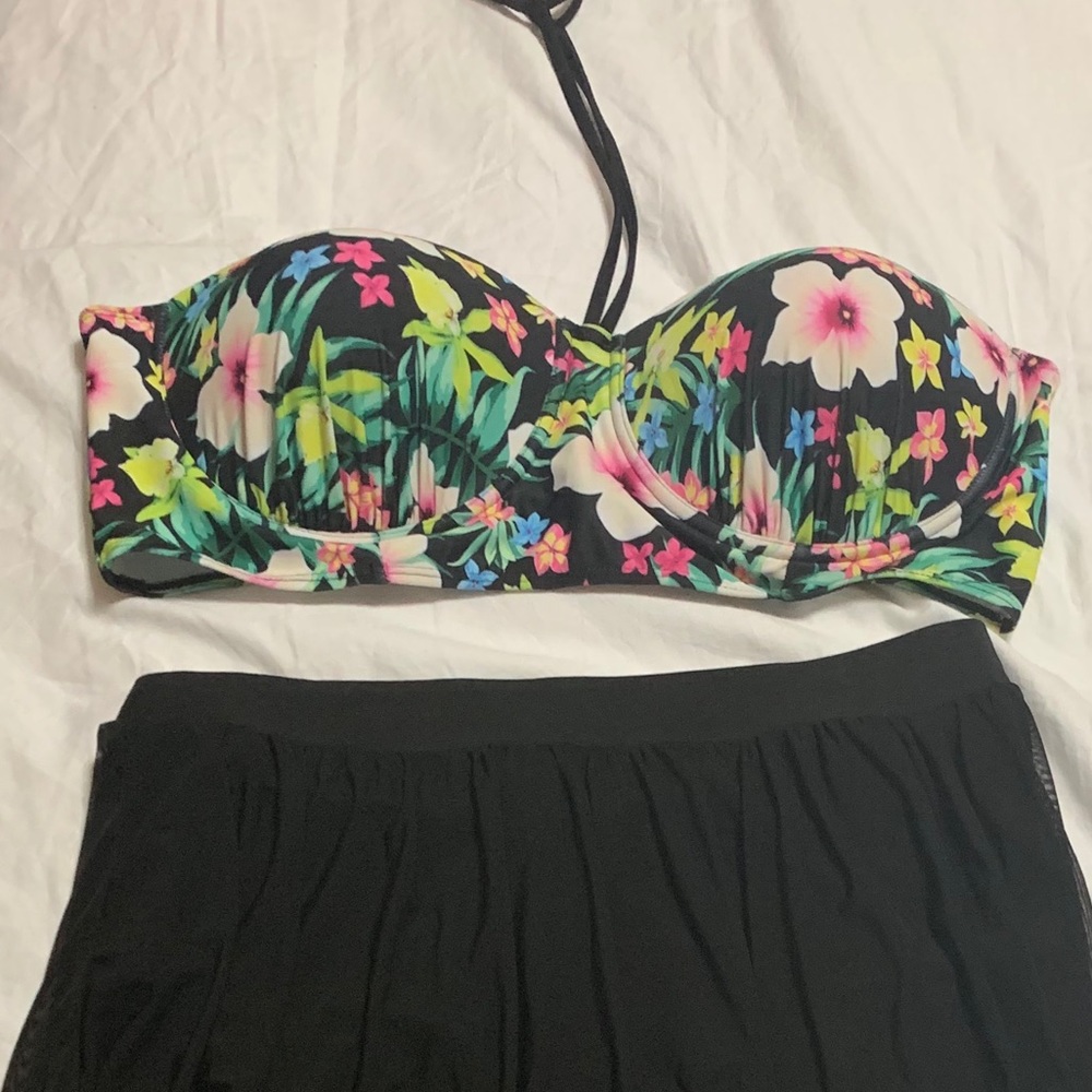 Bathing suit